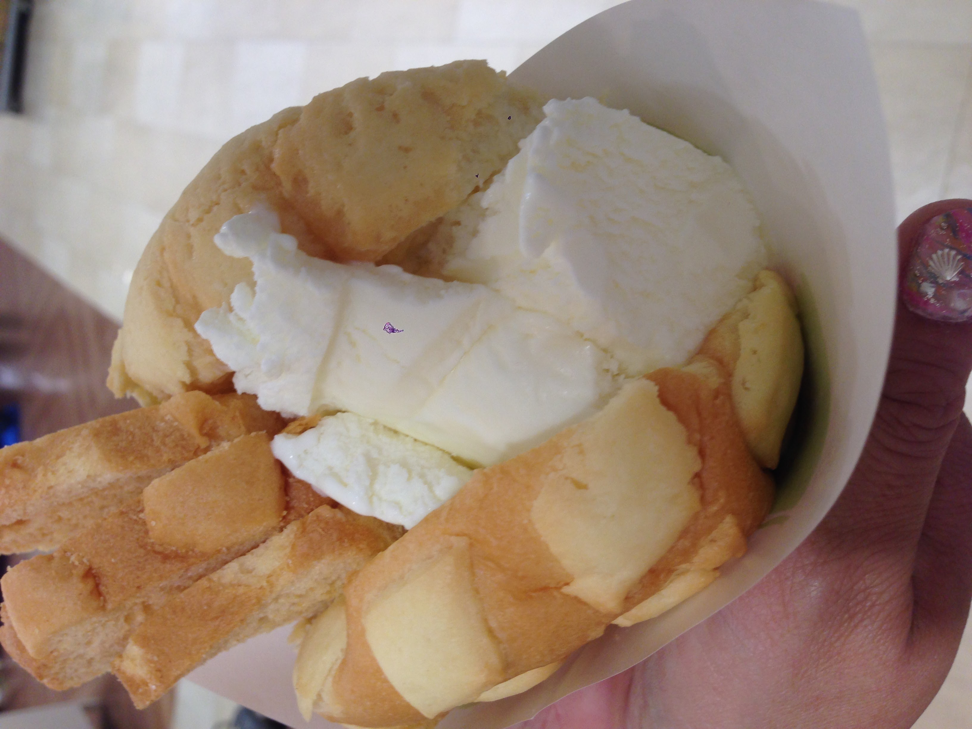 世界で二番目においしいメロンパンアイス